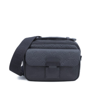 S Lock Black Taurillon Monogram Messenger